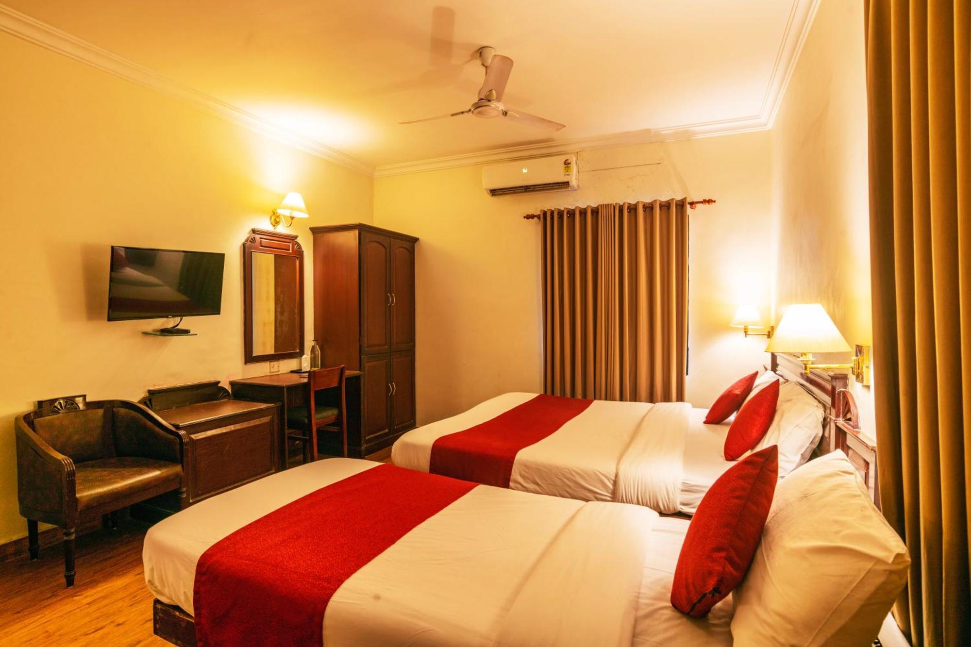 Hotel Archana Inn Kochi Bilik gambar
