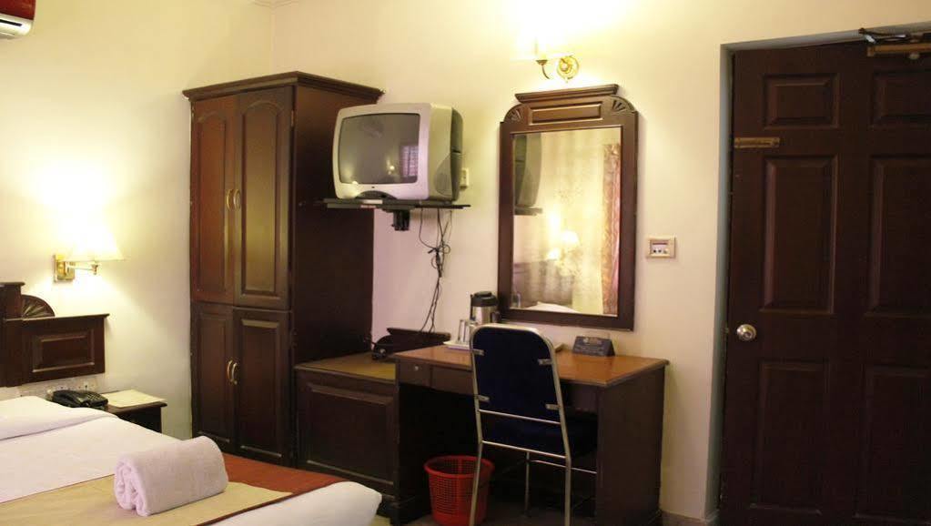 Hotel Archana Inn Kochi Luaran gambar